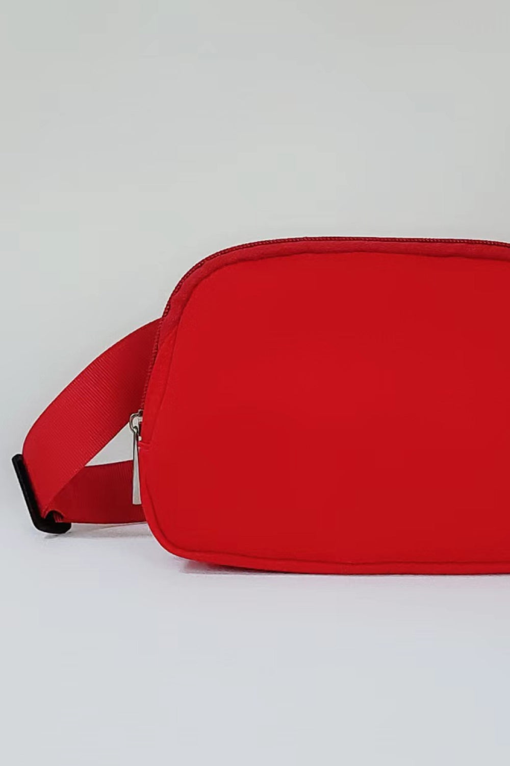 Buckle Zip Closure Fanny Pack Bag