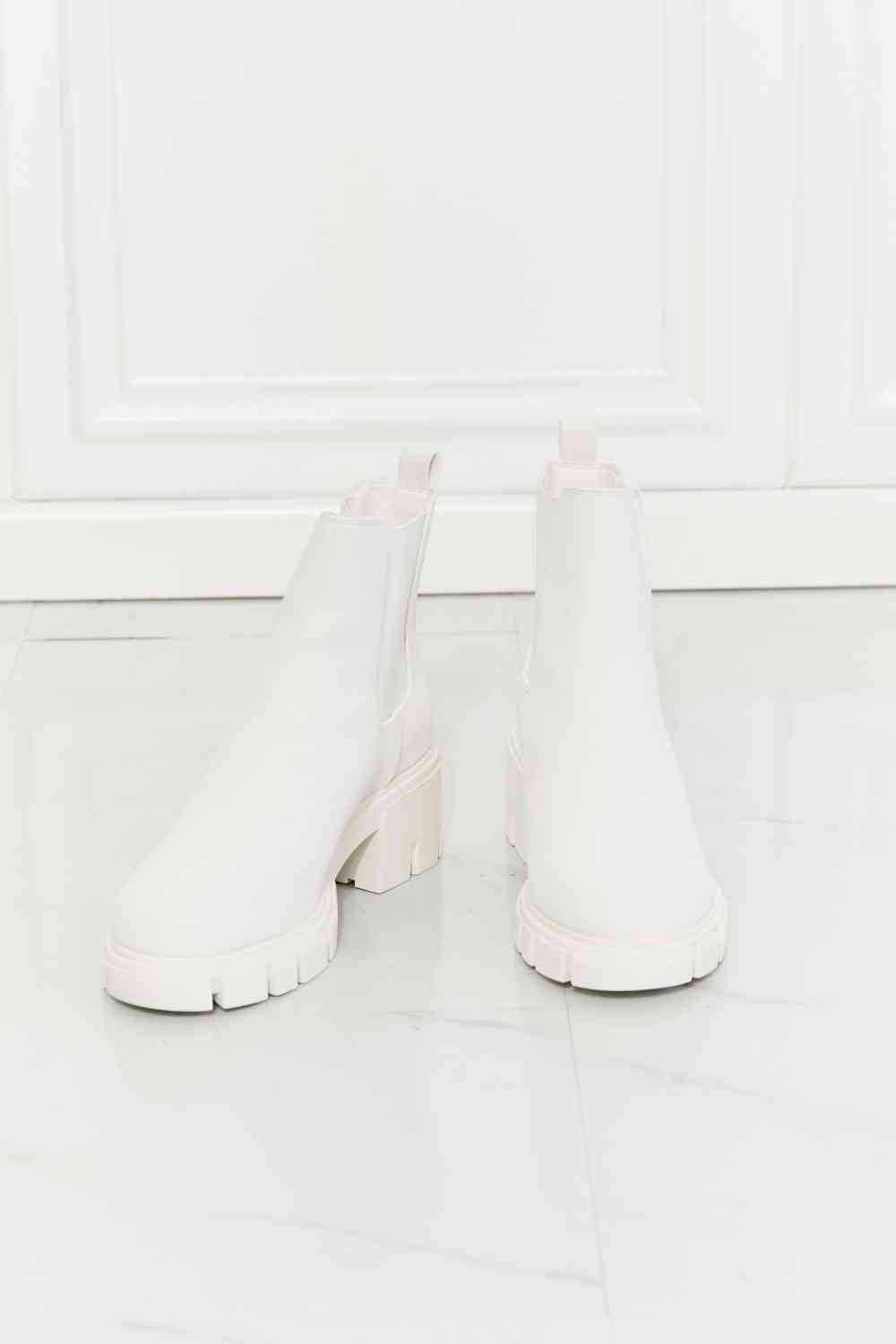 Work For It Matte Lug Sole Chelsea Boots in White